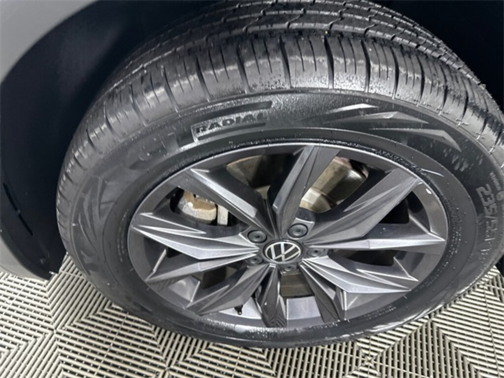 Used 2022 Volkswagen Tiguan 2.0T SE SUV