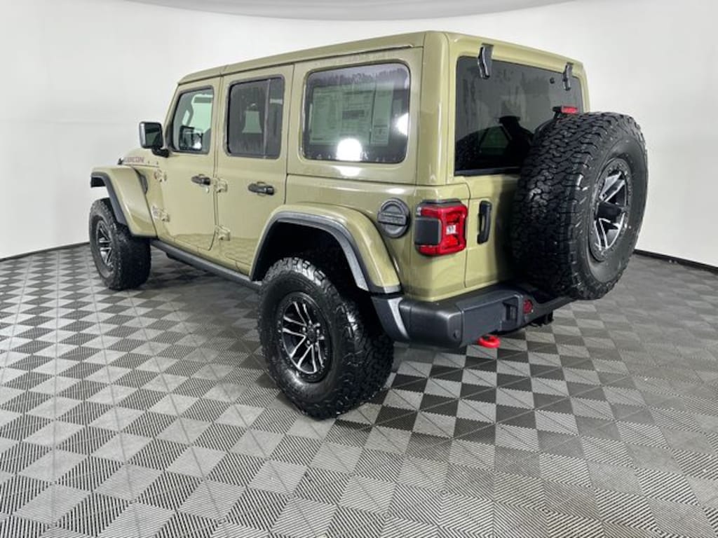 New 2026 Jeep Wrangler 4-DOOR RUBICON X Sport Utility