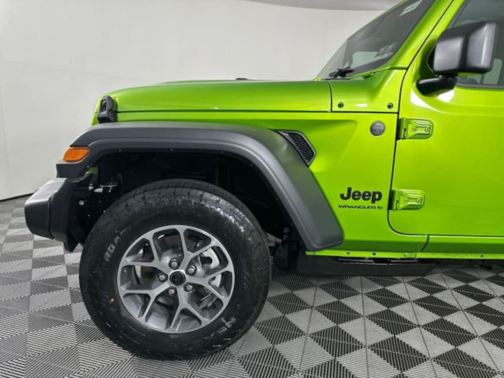 New 2026 Jeep Wrangler 4-DOOR SPORT S Sport Utility