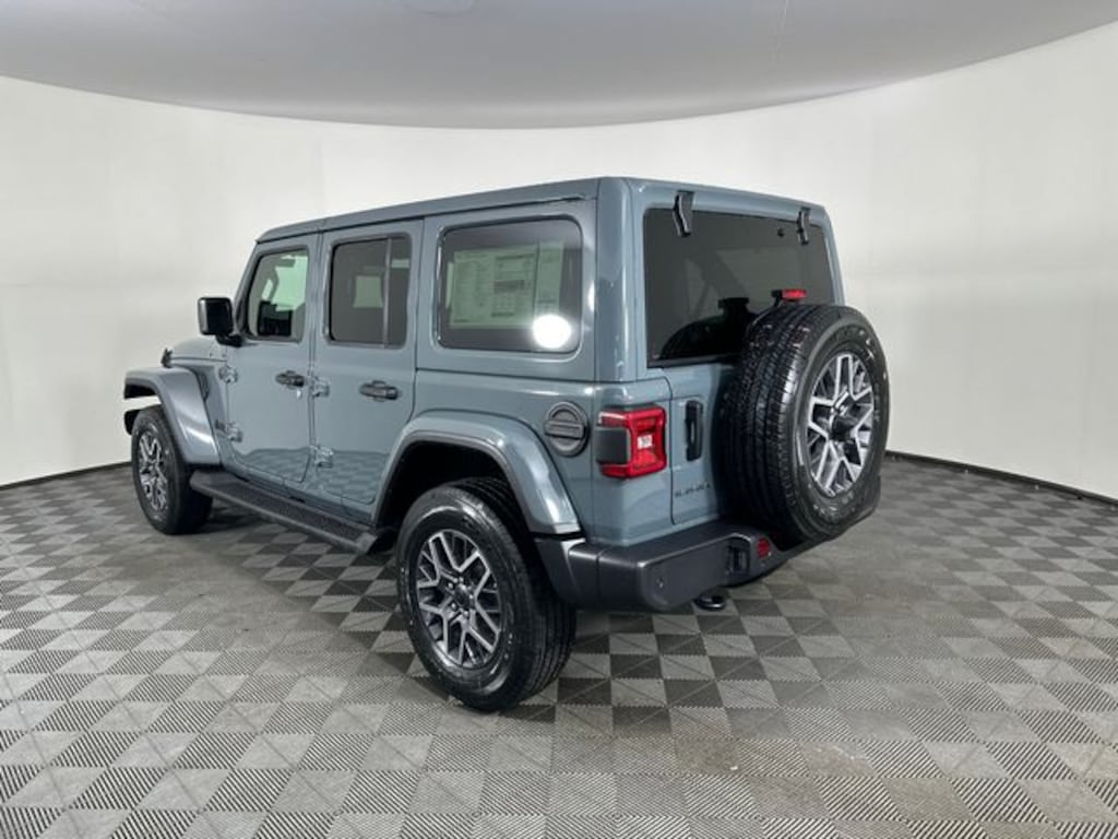 New 2026 Jeep Wrangler 4-DOOR SAHARA Sport Utility