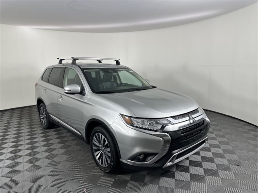 Used 2020 Mitsubishi Outlander SE SUV