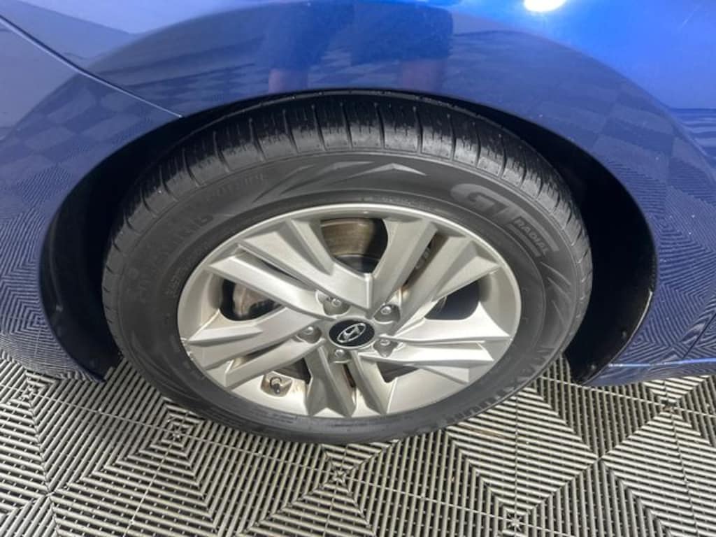 Used 2019 Hyundai Elantra SEL Sedan