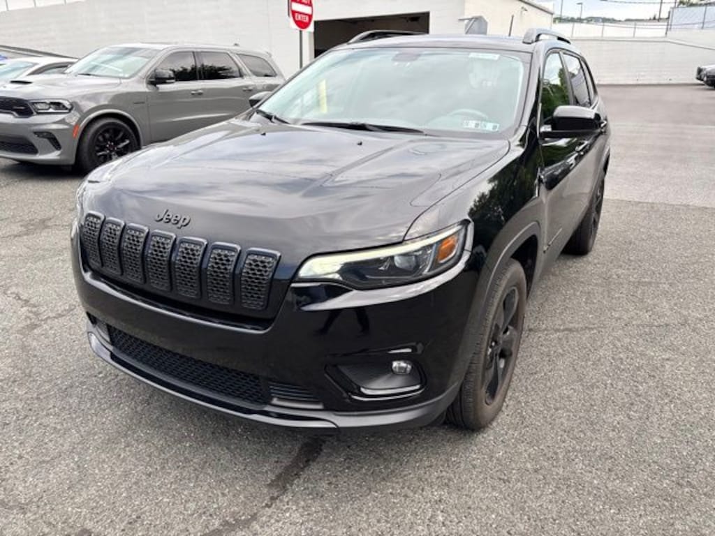 Used 2020 Jeep Cherokee Latitude Plus SUV