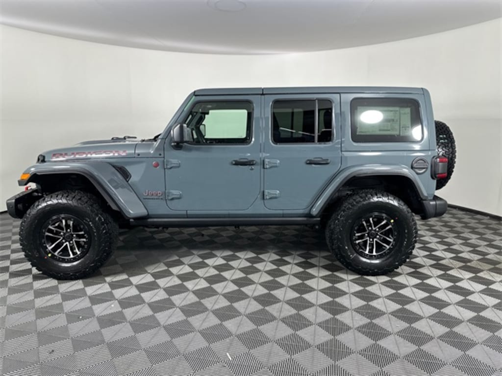 New 2026 Jeep Wrangler 4-DOOR RUBICON X Sport Utility