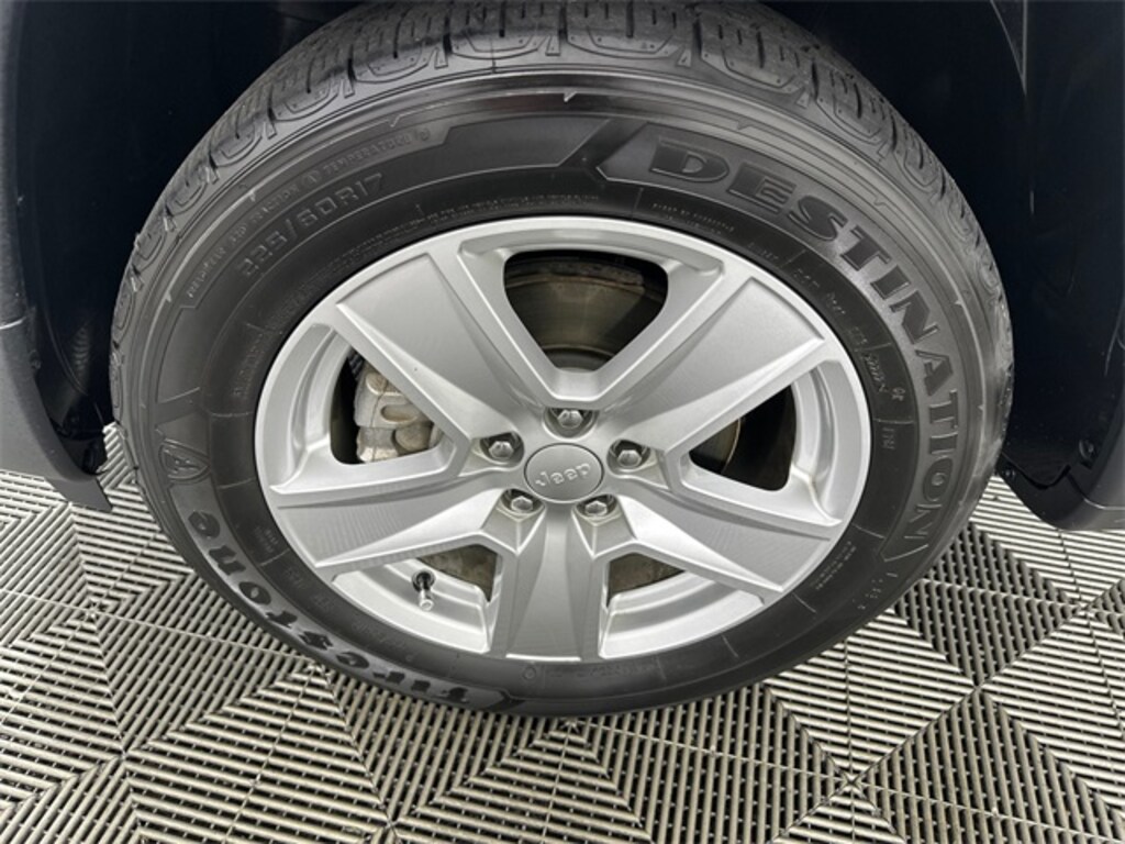 Used 2022 Jeep Compass Latitude SUV