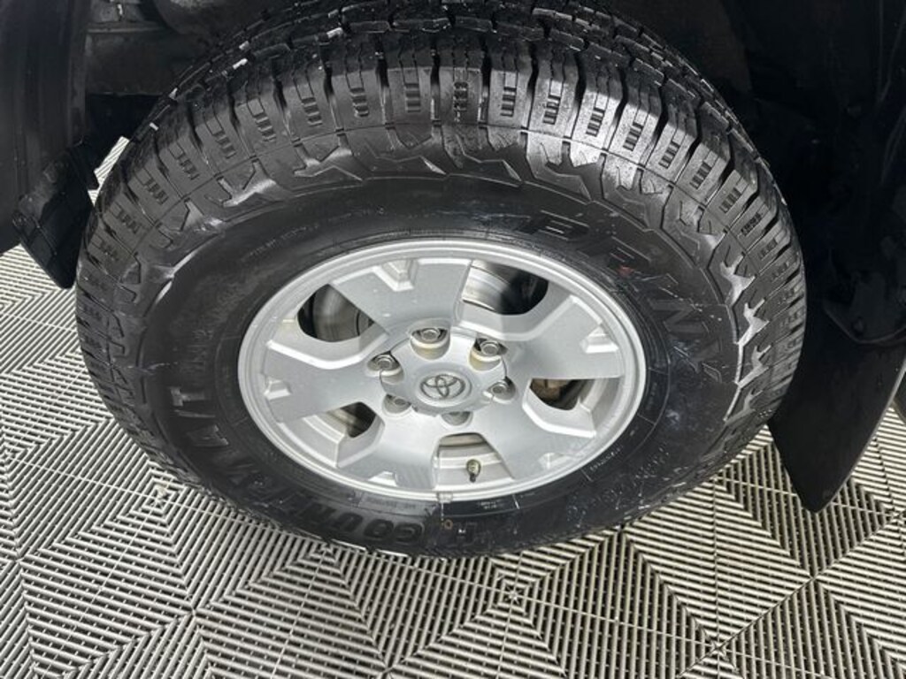 Used 2015 Toyota Tacoma Base Truck