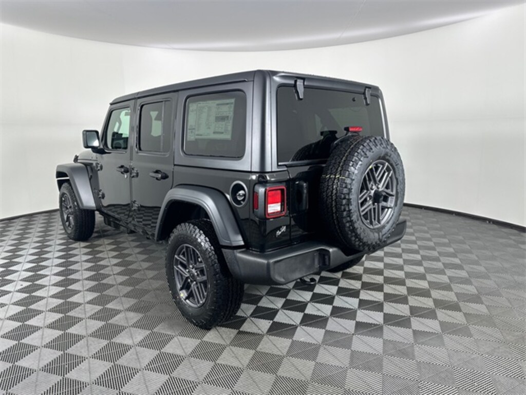 New 2026 Jeep Wrangler 4-DOOR SPORT S Sport Utility