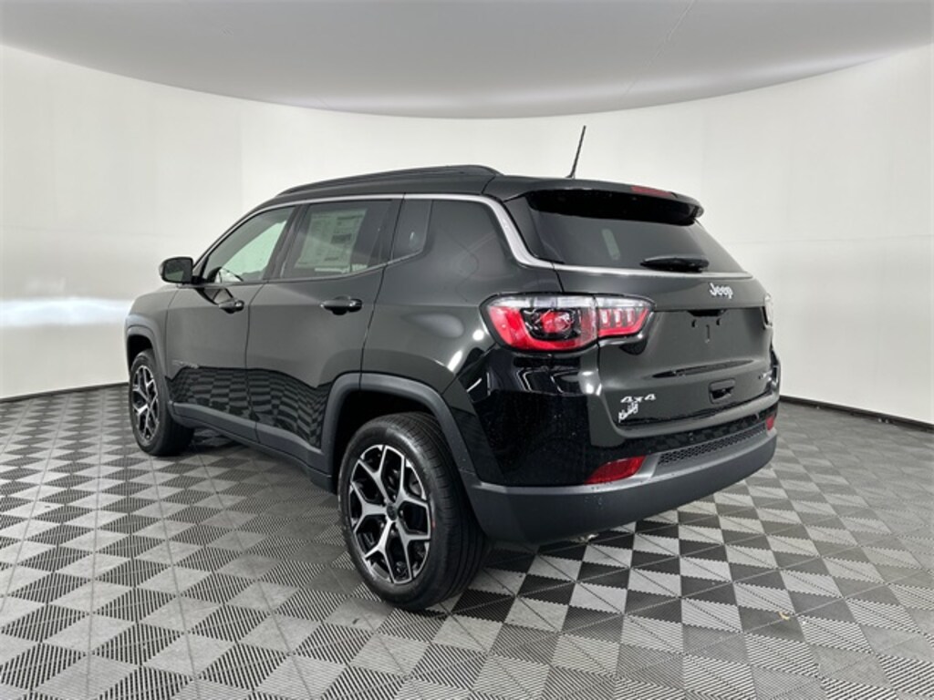 New 2026 Jeep Compass LIMITED 4X4 Sport Utility