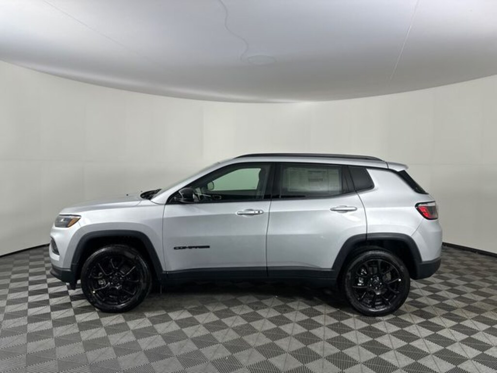 New 2026 Jeep Compass LATITUDE ALTITUDE 4X4 Sport Utility