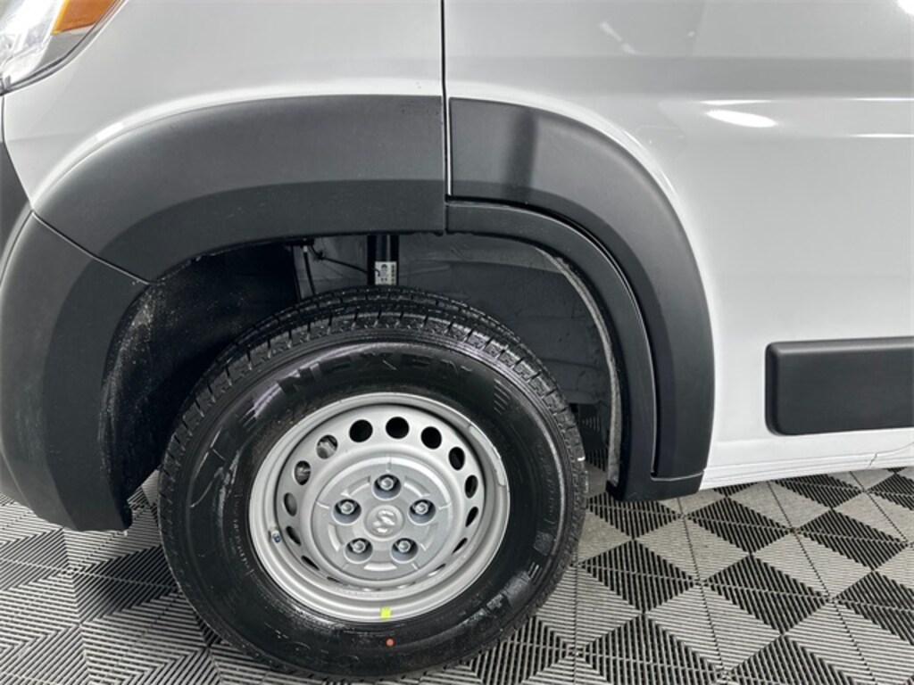New 2026 Ram ProMaster PROMASTER 1500 TRADESMAN CARGO VAN LOW ROOF 118' W Cargo Van