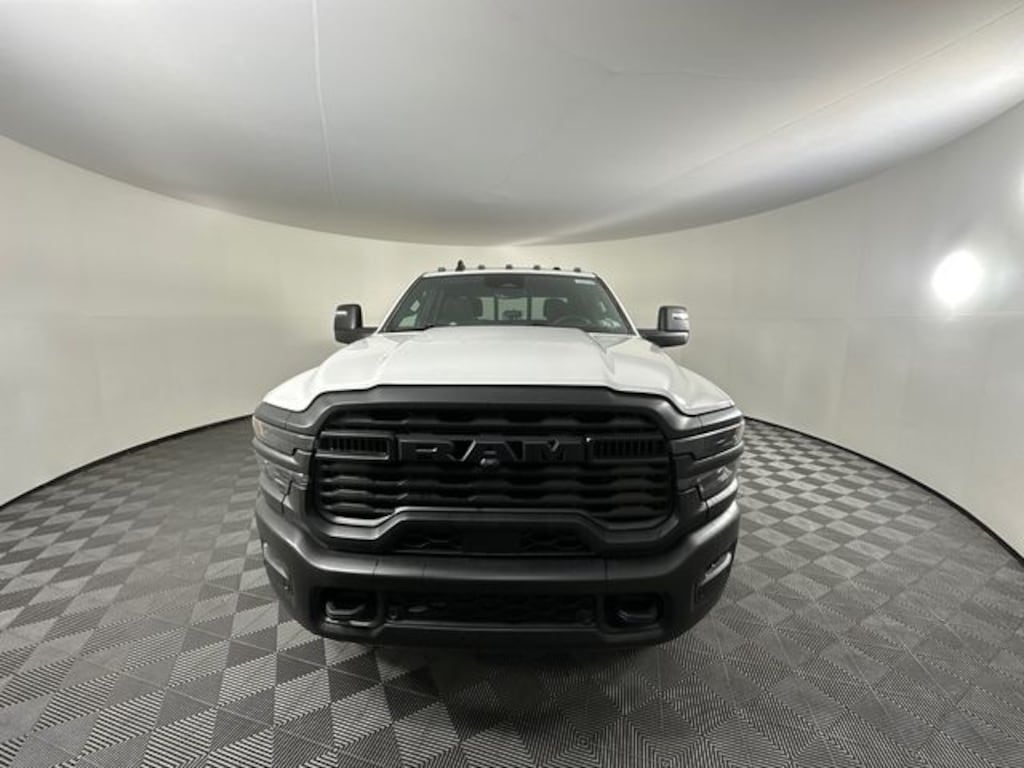 New 2026 Ram 2500 TRADESMAN CREW CAB 4X4 8' BOX Pickup