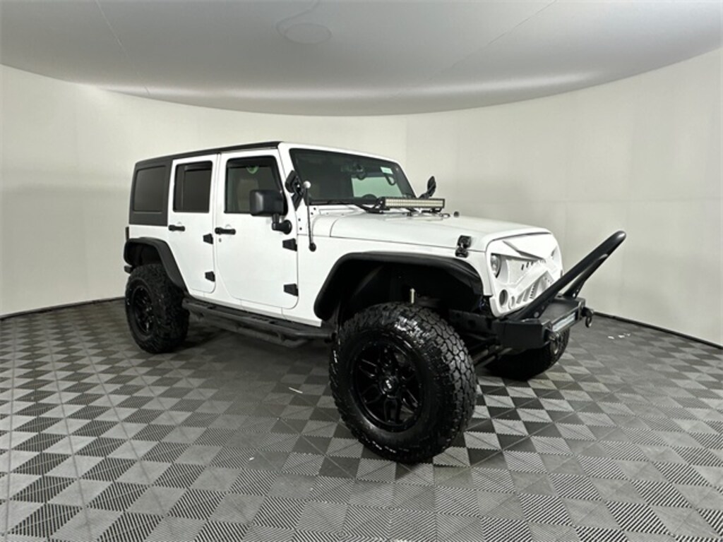 Used 2014 Jeep Wrangler Unlimited Rubicon SUV