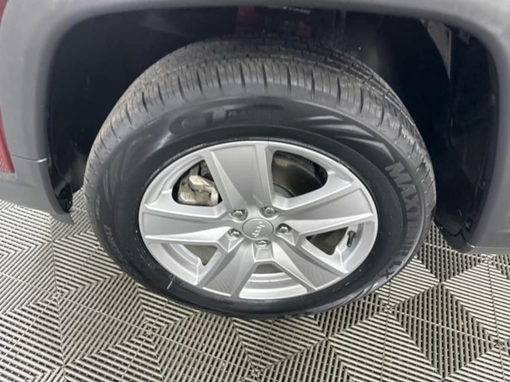 Used 2022 Jeep Compass Latitude SUV
