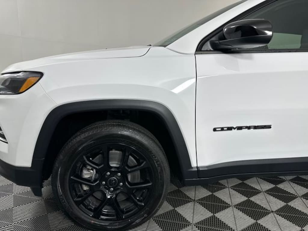 New 2026 Jeep Compass LATITUDE ALTITUDE 4X4 Sport Utility