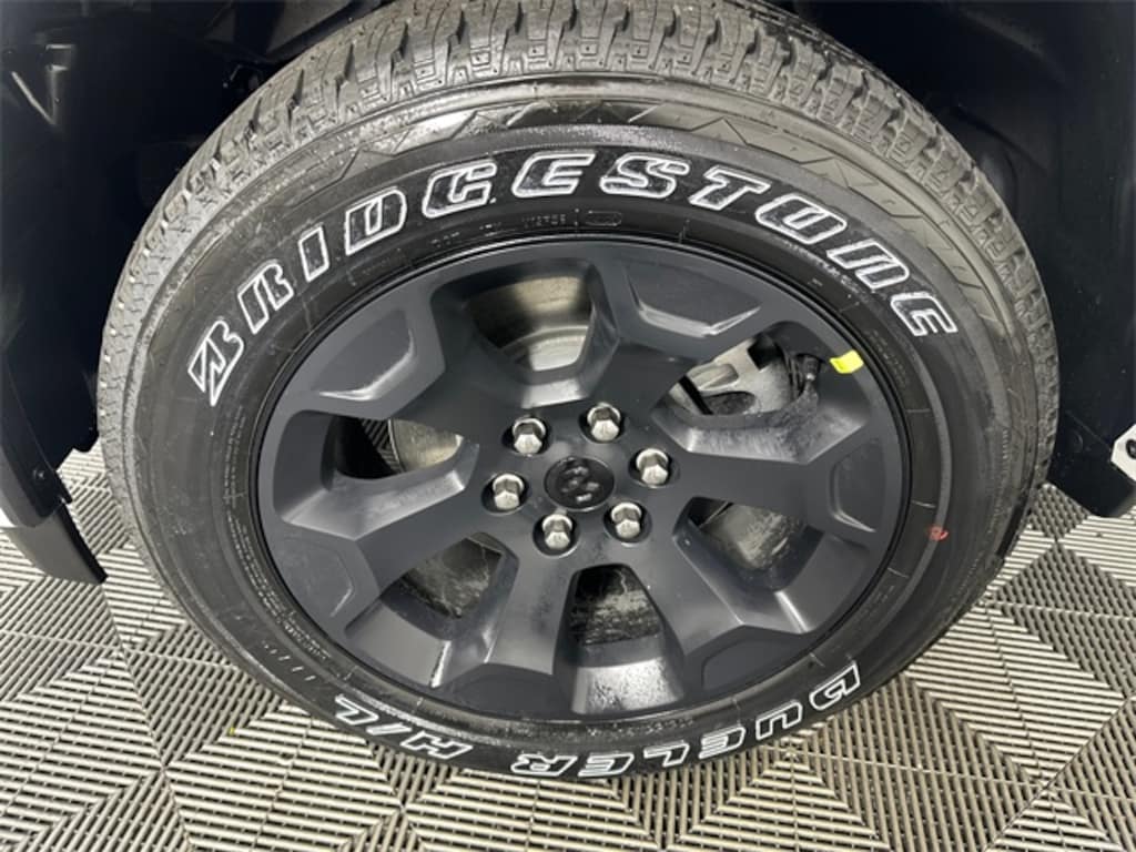 New 2026 Ram 1500 BIG HORN CREW CAB 4X4 5'7 BOX Pickup