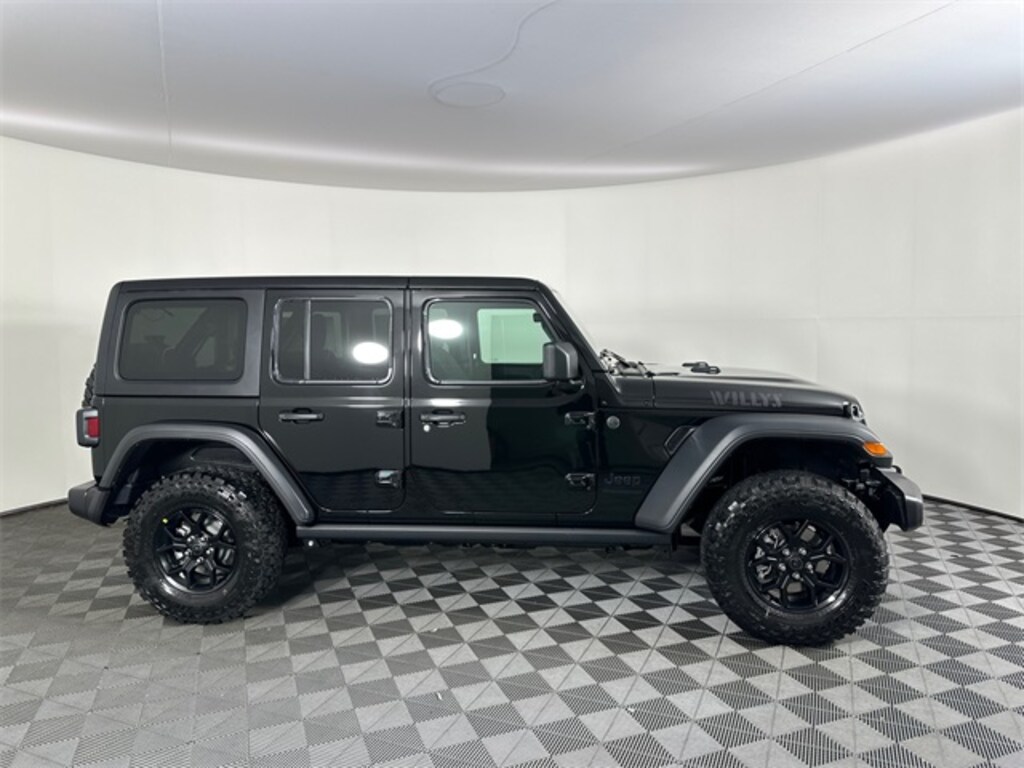 New 2026 Jeep Wrangler 4-DOOR WILLYS Sport Utility