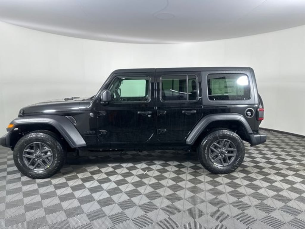 New 2026 Jeep Wrangler 4-DOOR SPORT S Sport Utility