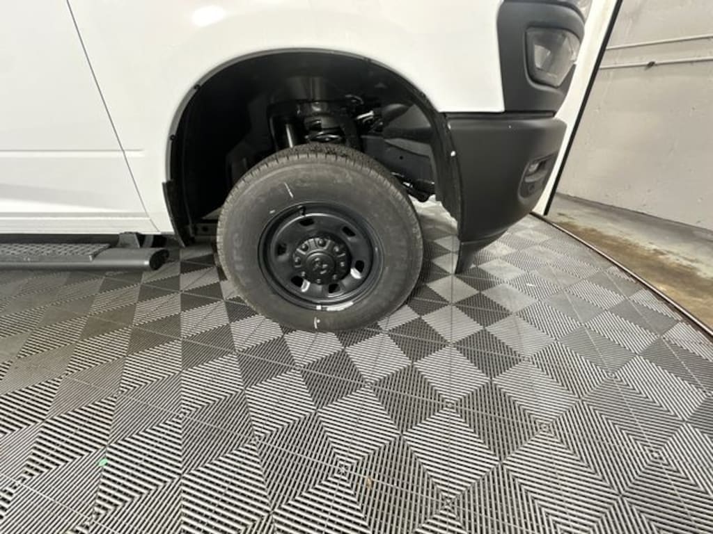 New 2026 Ram 2500 TRADESMAN CREW CAB 4X4 8' BOX Pickup