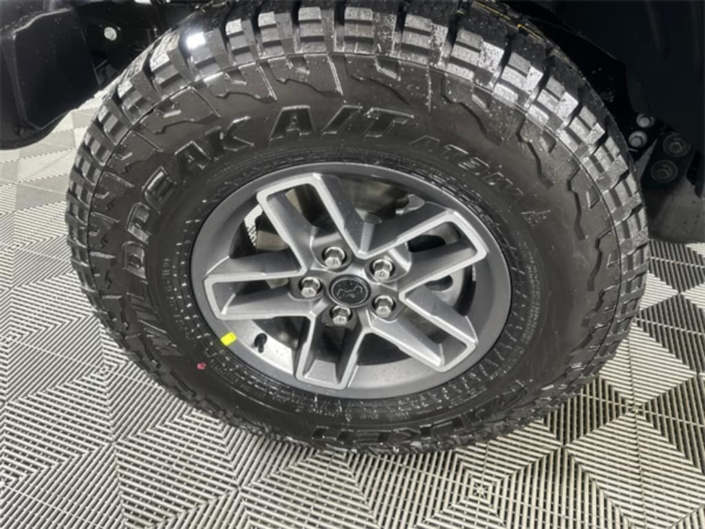 New 2026 Jeep Gladiator MOJAVE 4X4 Pickup