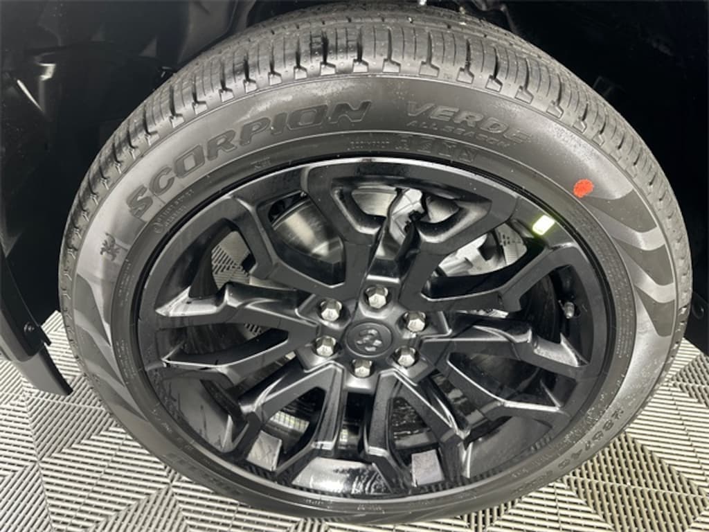 New 2026 Ram 1500 LIMITED CREW CAB 4X4 5'7 BOX Pickup