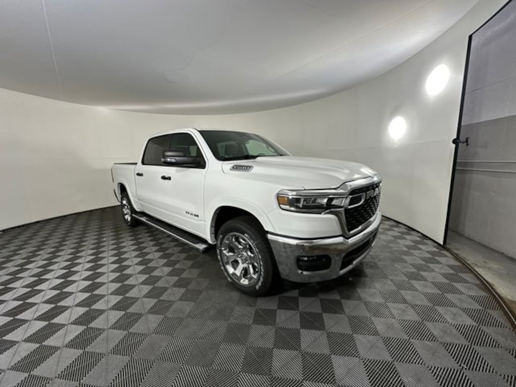 New 2026 Ram 1500 BIG HORN CREW CAB 4X4 5'7 BOX Pickup