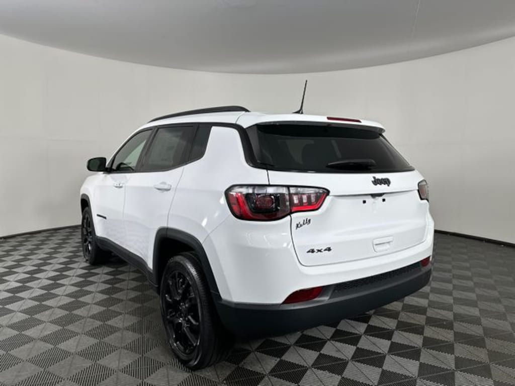 New 2026 Jeep Compass LATITUDE ALTITUDE 4X4 Sport Utility
