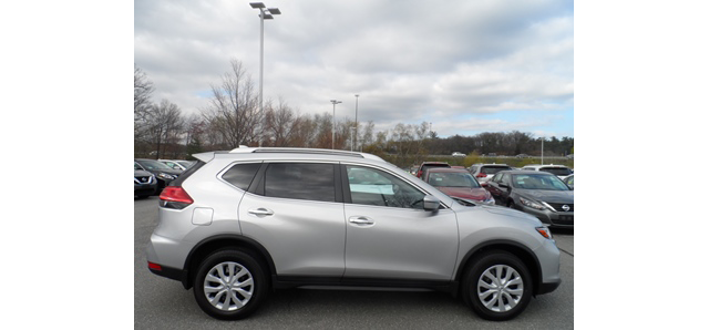 Nissan rogue rental Nissan rogue rental