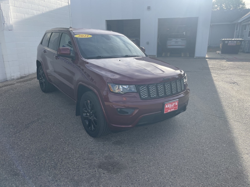 Used 2021 Jeep Grand Cherokee Laredo SUV