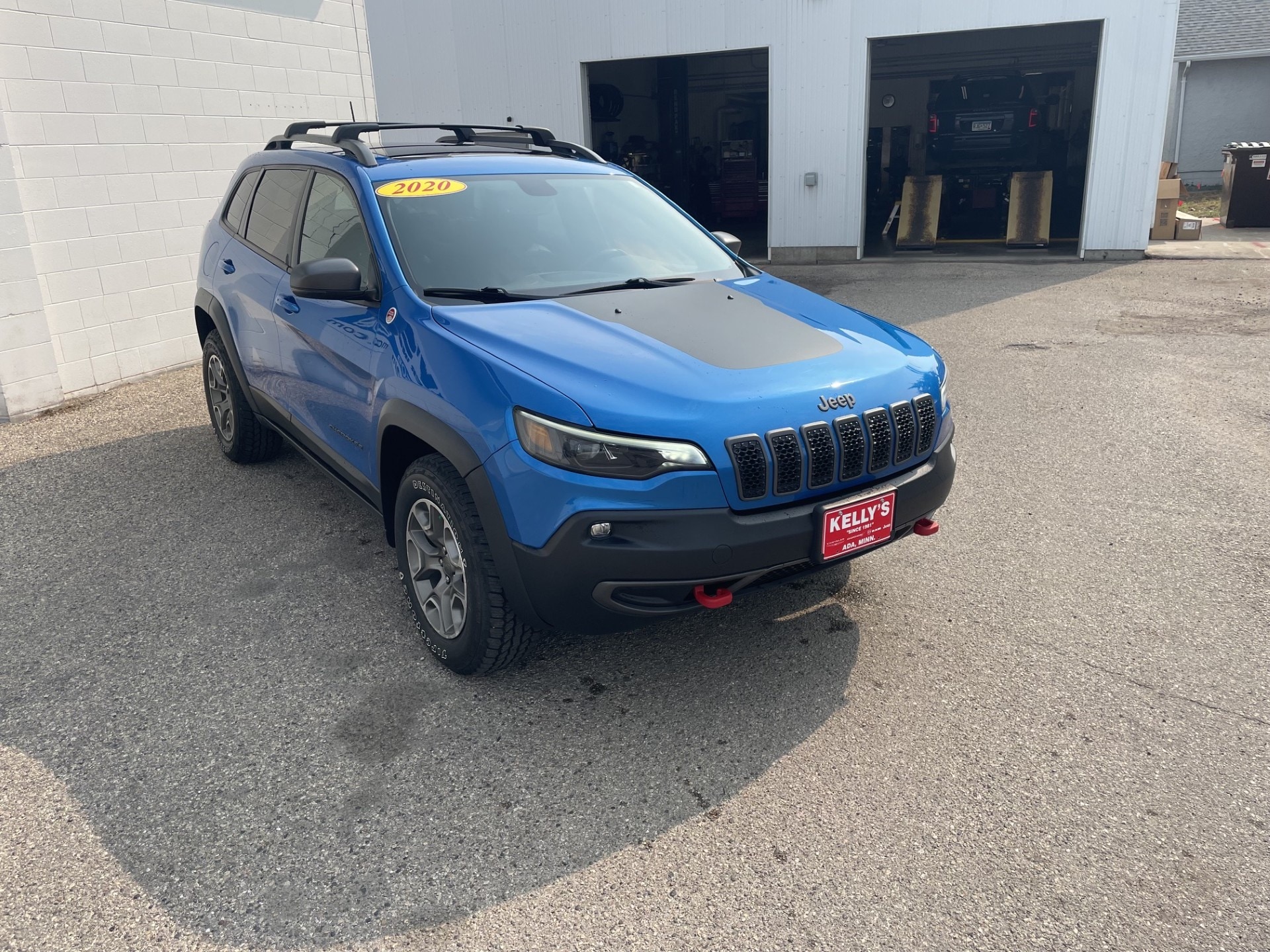 Used 2020 Jeep Cherokee Trailhawk with VIN 1C4PJMBN9LD524546 for sale in Ada, Minnesota