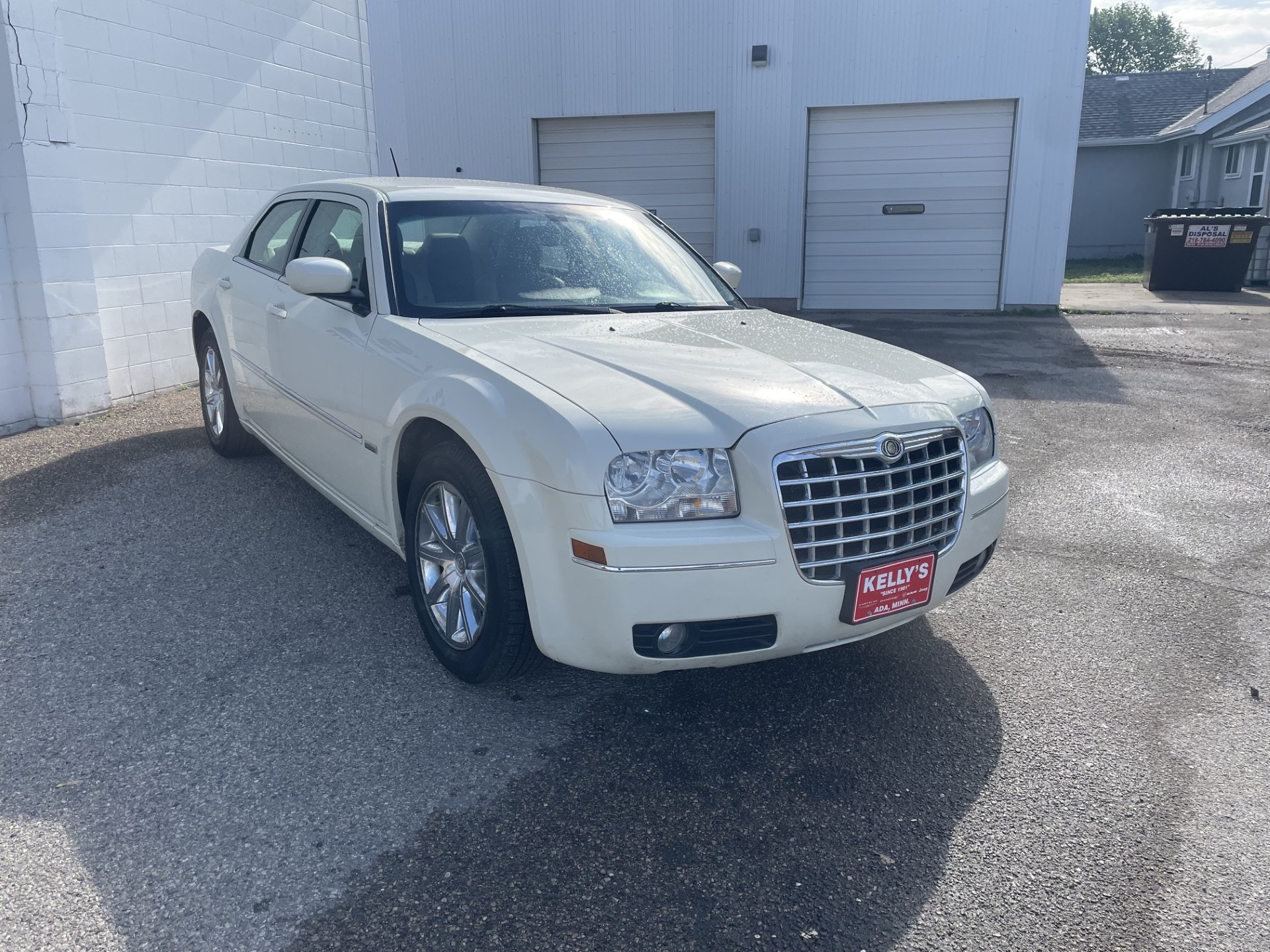 Used 2008 Chrysler 300 Touring with VIN 2C3LA53GX8H292901 for sale in Ada, MN