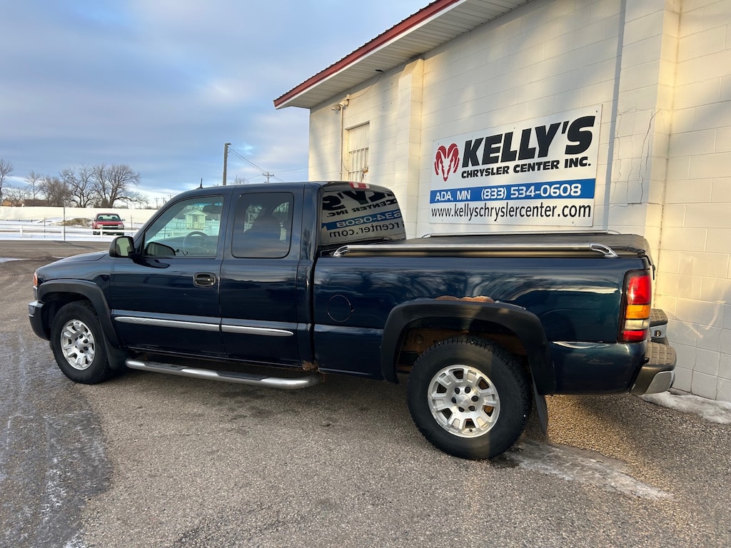 Used 2005 GMC Sierra 1500 Truck Extended Cab