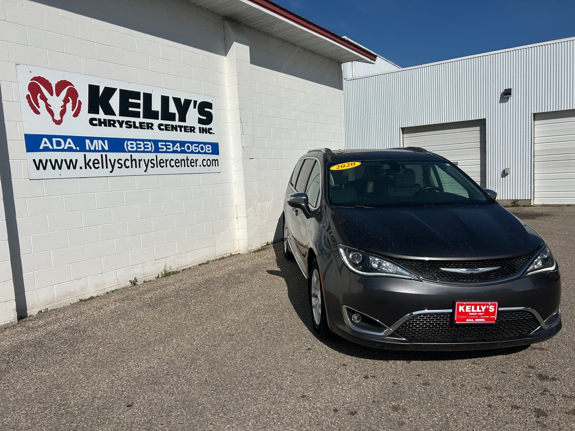 Used 2020 Chrysler Pacifica Limited with VIN 2C4RC1GG1LR175908 for sale in Ada, Minnesota