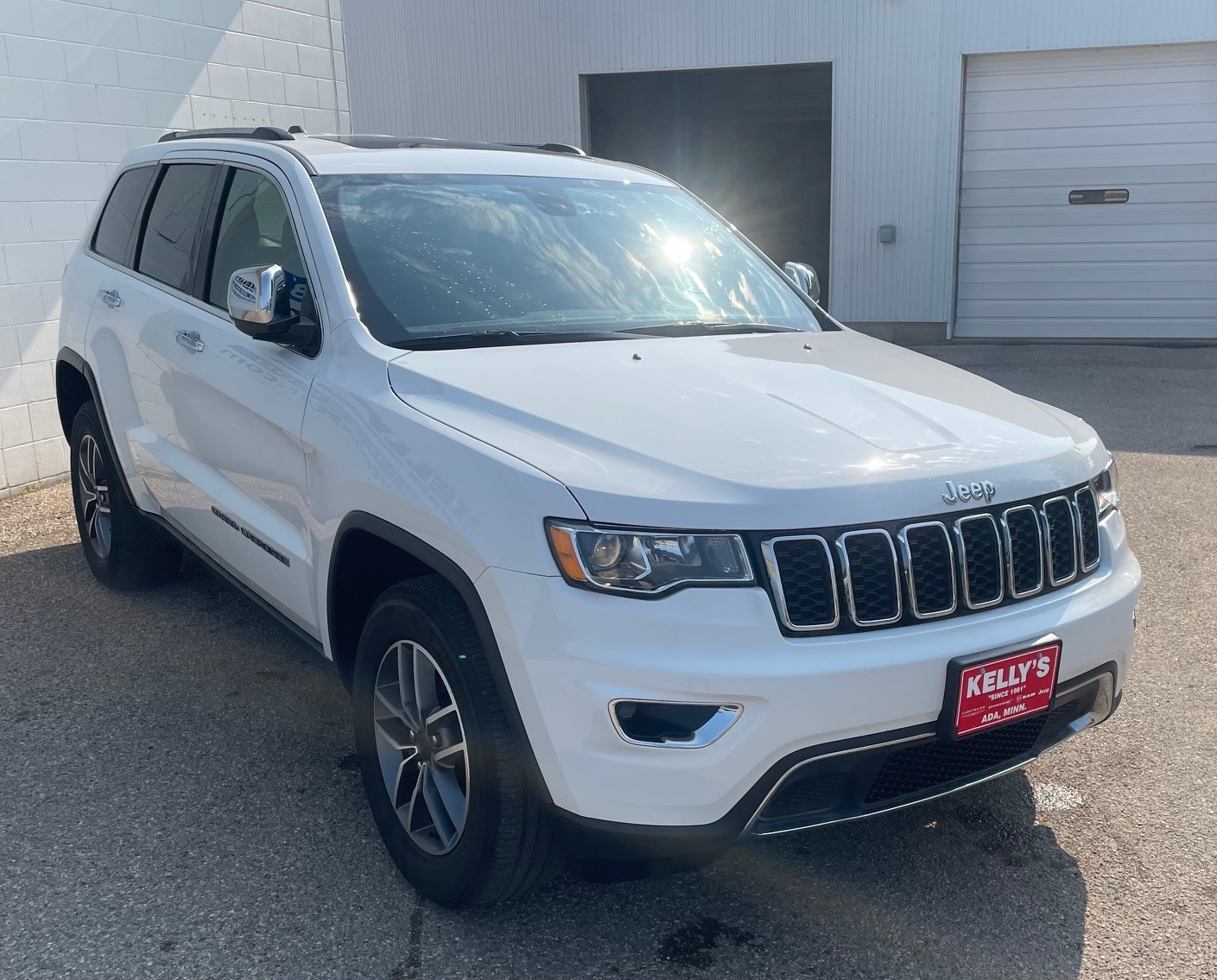 Used 2021 Jeep Grand Cherokee Limited with VIN 1C4RJFBG4MC812410 for sale in Ada, Minnesota