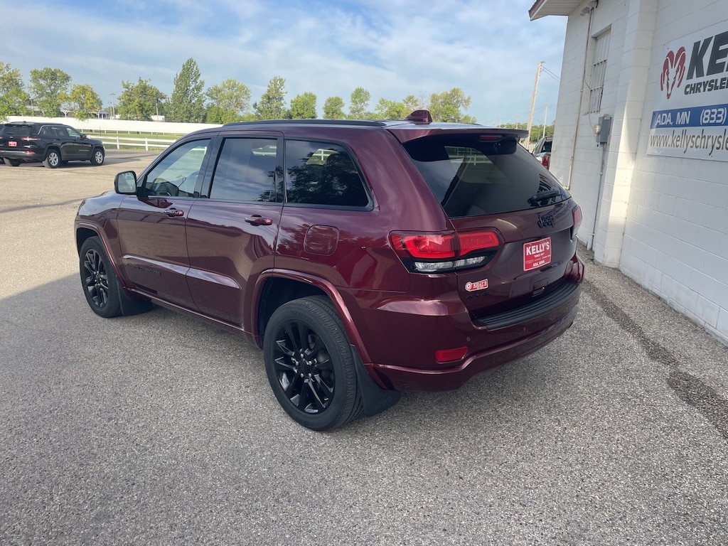 Used 2021 Jeep Grand Cherokee Laredo SUV