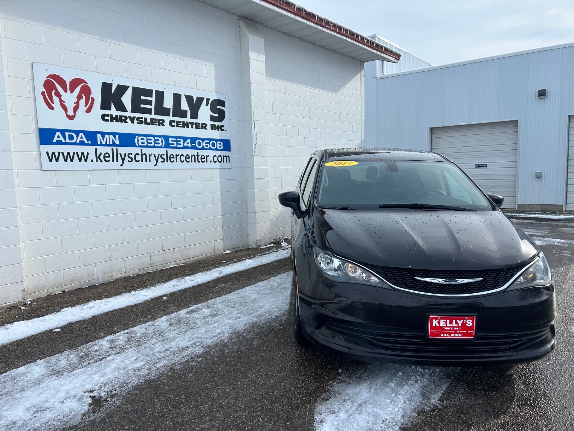 Used 2017 Chrysler Pacifica Touring with VIN 2C4RC1DG9HR720152 for sale in Ada, Minnesota