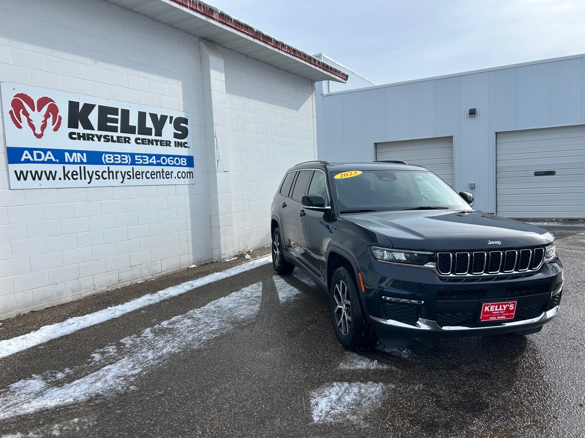 Used 2023 Jeep Grand Cherokee L Limited with VIN 1C4RJKBG2P8889325 for sale in Ada, Minnesota