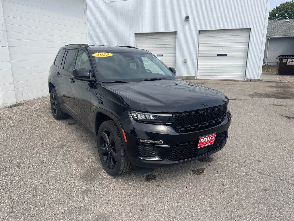 Used 2023 Jeep Grand Cherokee Limited SUV