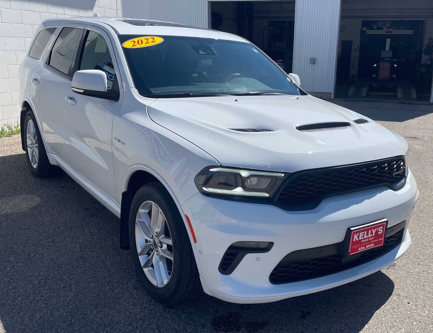 Used 2022 Dodge Durango R/T Plus with VIN 1C4SDJCTXNC191831 for sale in Ada, Minnesota