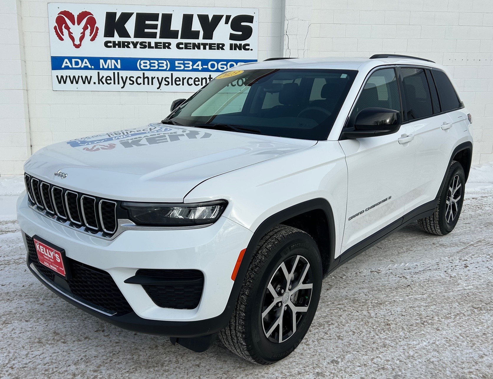 2023 Jeep Grand Cherokee Laredo