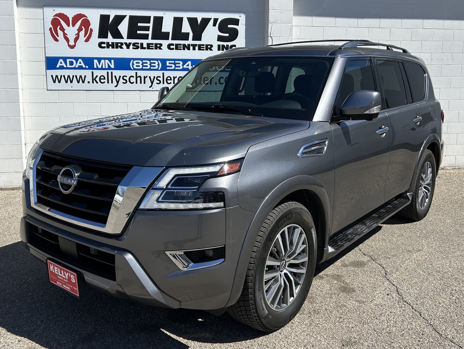 2023 Nissan Armada SL 4X4's photo