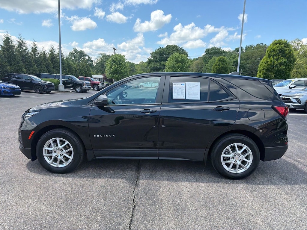 Used 2023 Chevrolet Equinox LS SUV