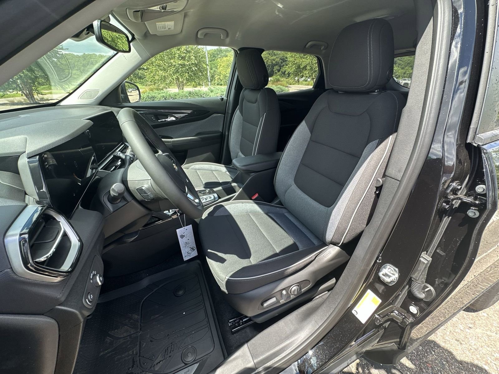 2026 Chevrolet Trailblazer LT - Photo 18