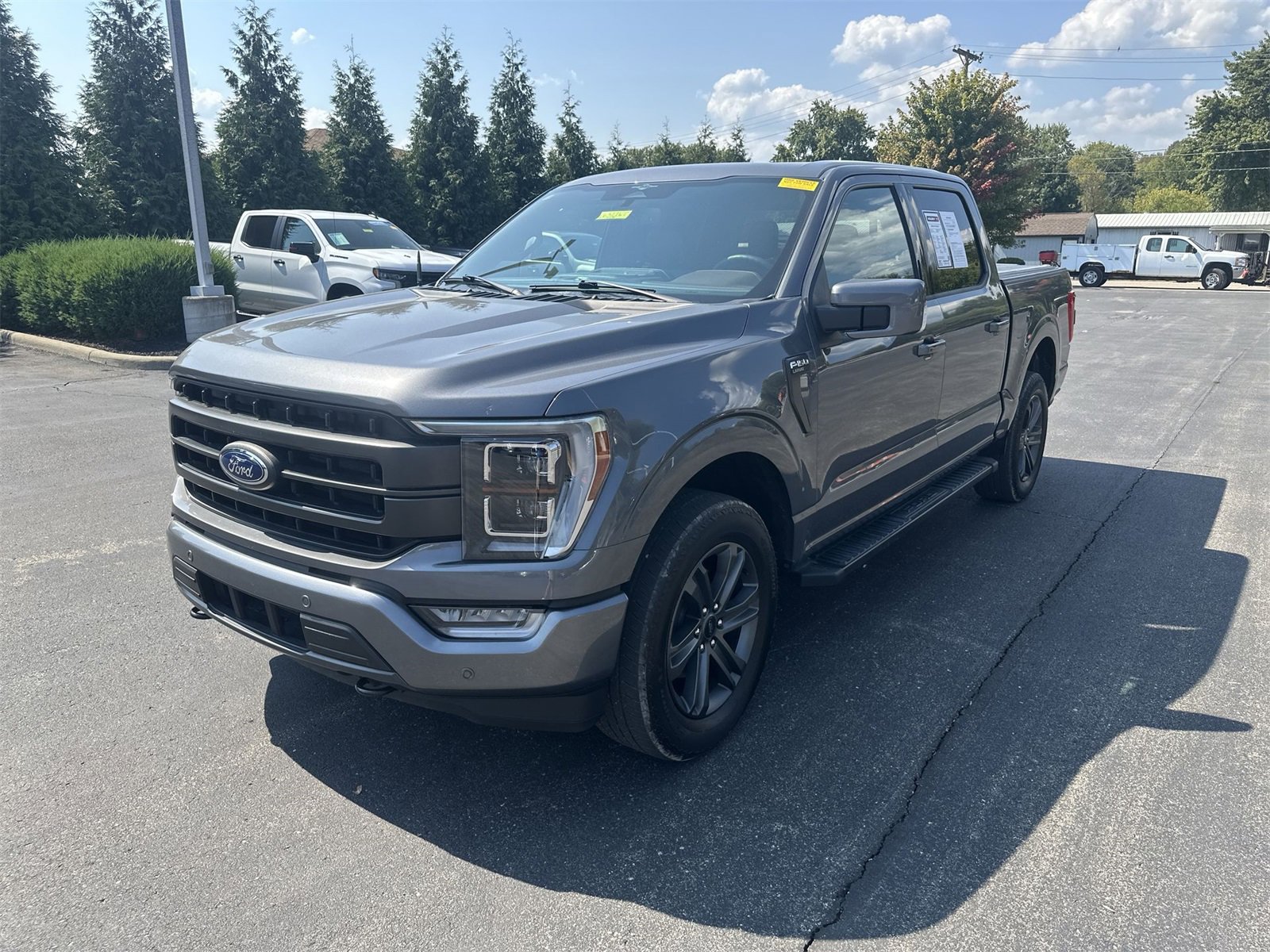 2023 Ford F-150 Lariat photo 2