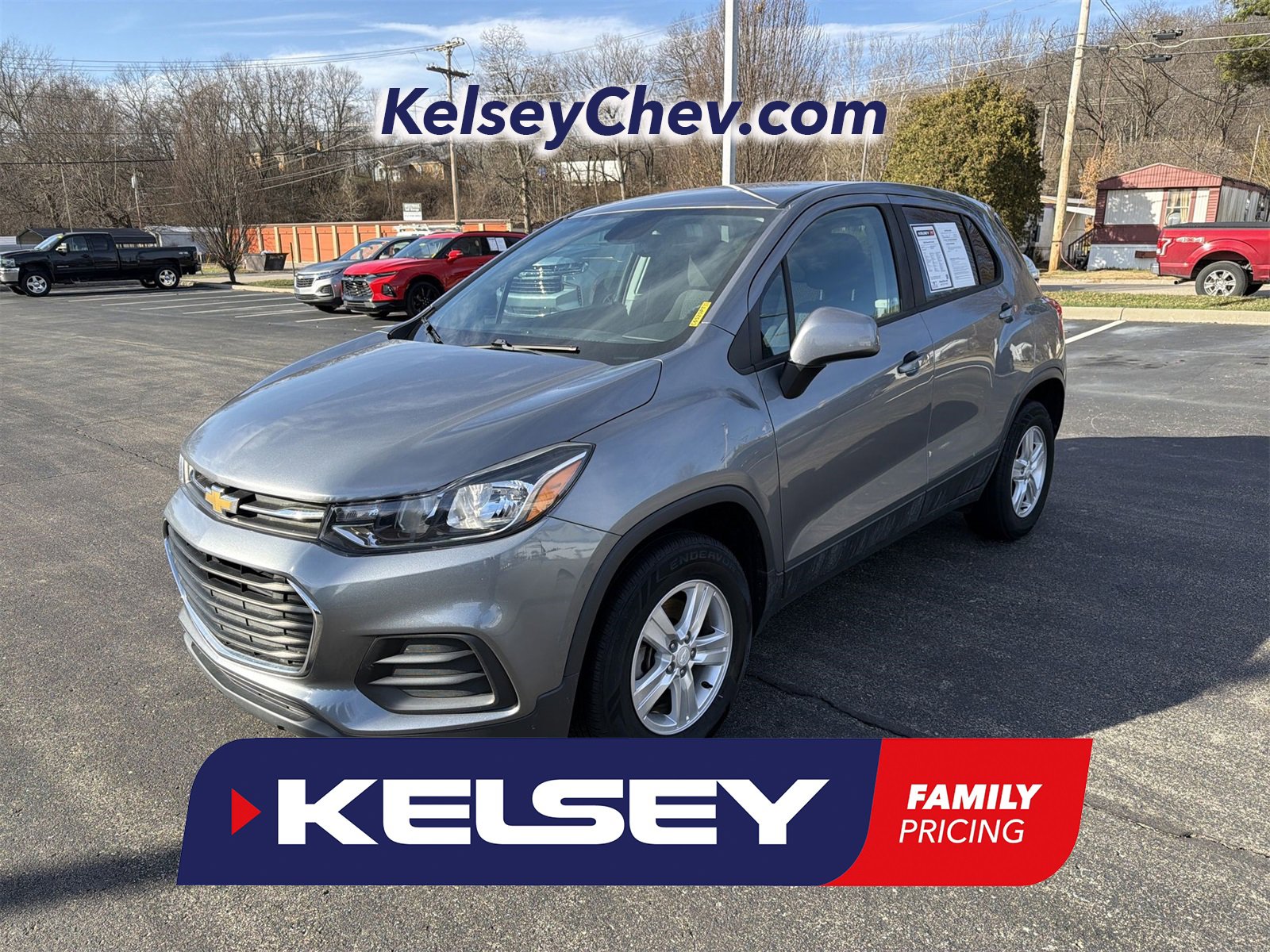 2020 Chevrolet Trax LS's photo