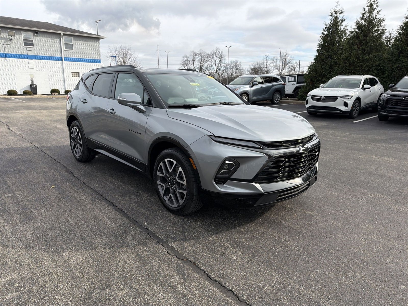 2023 Chevrolet Blazer RS photo 2