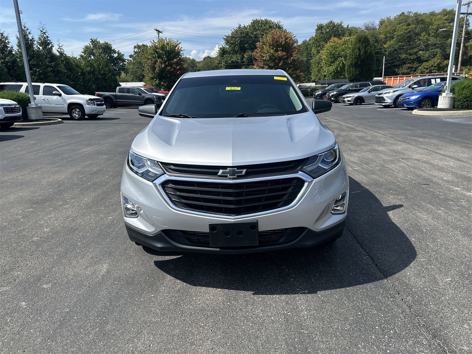2021 Chevrolet Equinox LS photo 3
