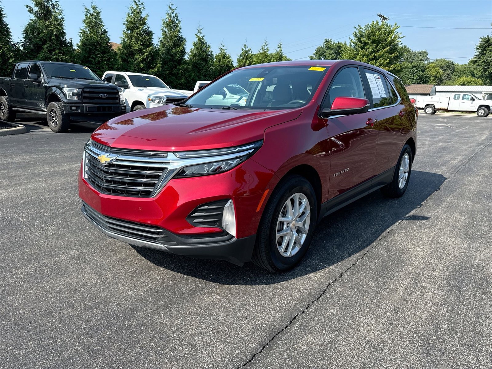 2023 Chevrolet Equinox LT photo 4