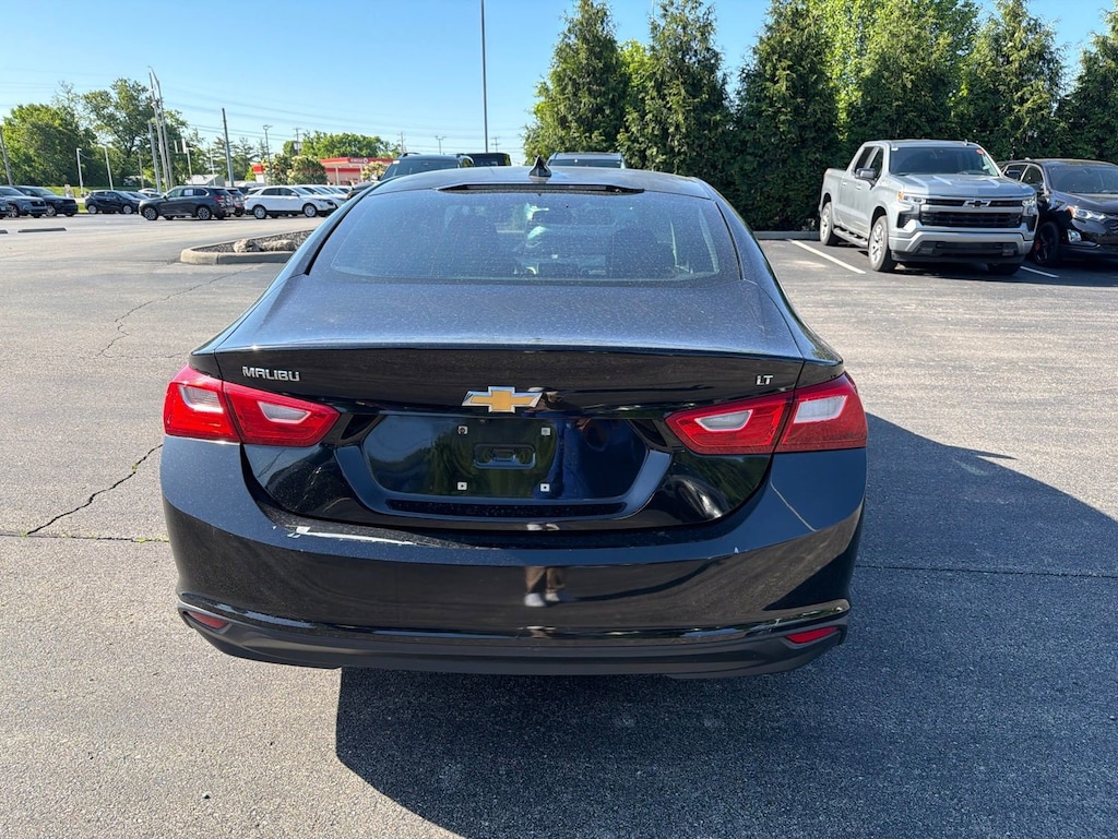 Used 2016 Chevrolet Malibu LT Sedan