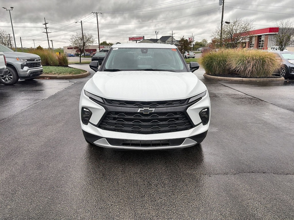 New 2025 Chevrolet Blazer 2LT SUV