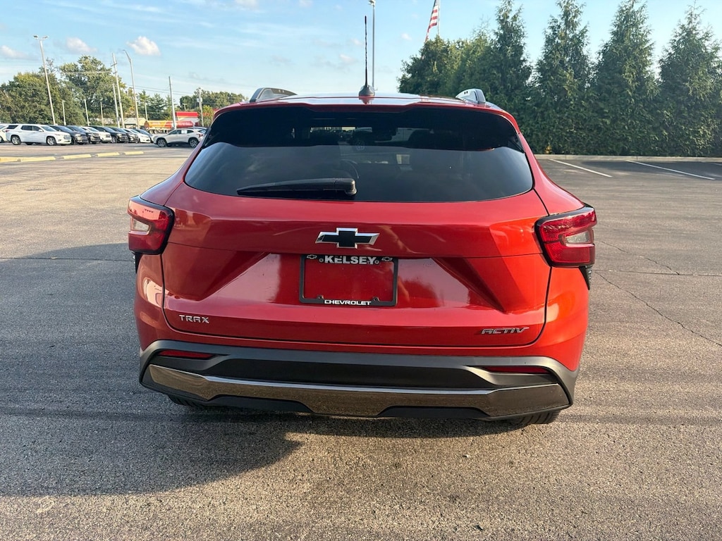 Used 2024 Chevrolet Trax Activ SUV
